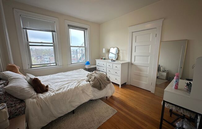 1 bed, 1 bath, 550 sqft, $2,470, Unit 57