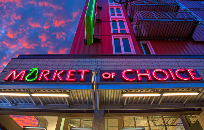 EllaMarie_Photo_ Market of Choice
