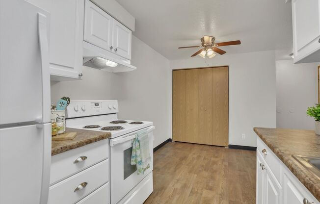 2 beds, 2 baths, 900 sqft, $1,849, Unit 7939