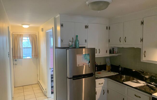 One Bedroom Condo Available for May 1st