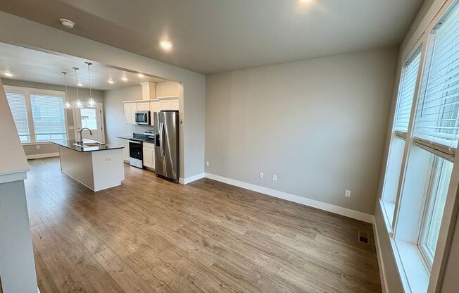 2 Bedroom 2.5 Bathroom Duplex in the Annafeld Subdivision