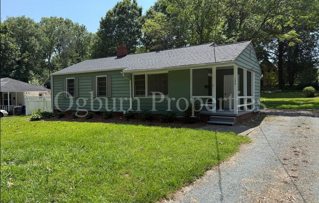 144 Lawndale Dr-3BR/1BA-Country Club Rd. Area HOME!!!
