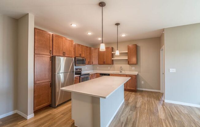 3 beds, 2 baths, 1,301 sqft, $1,755, Unit 112