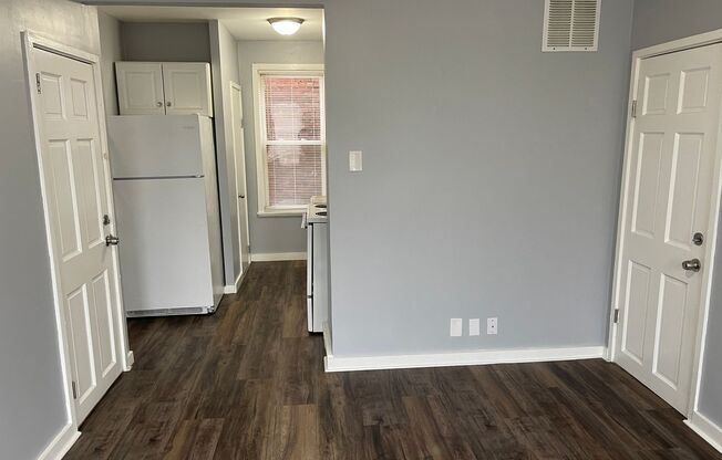 3rd Floor, 1 bed, 1 bath, Downtown Manchester, $1,350