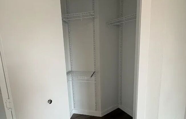 2 beds, 2 baths, 784 sqft, $2,932, Unit 302