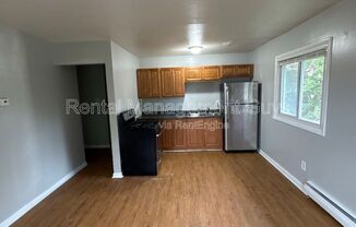 3021 Longfellow Ave. S