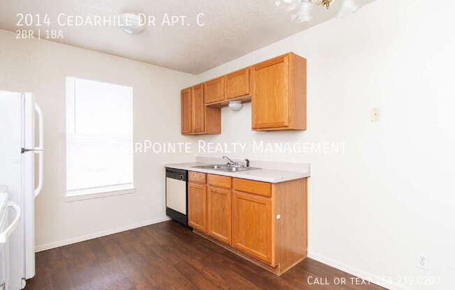 2014 CEDARHILL DR