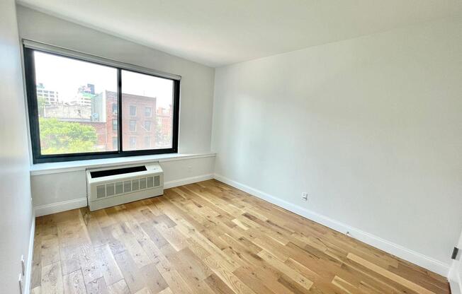 1 bed, 1 bath, $3,700, Unit 5-K