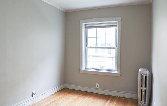 2473 W GUNNISON