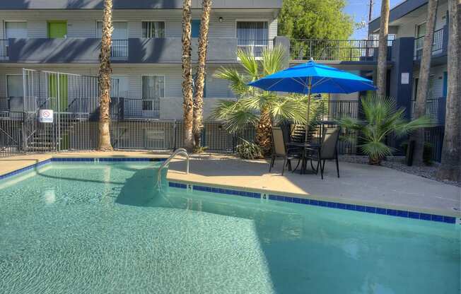 Table and pool at Radius Apartments in Phoenix AZ Nov 2020