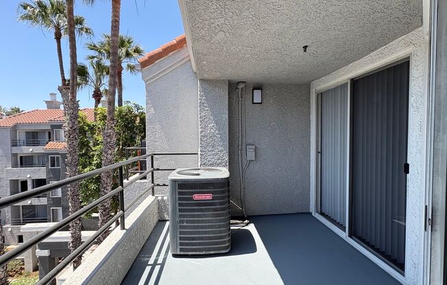 2 beds, 2 baths, 1,013 sqft, $3,500, Unit F-421