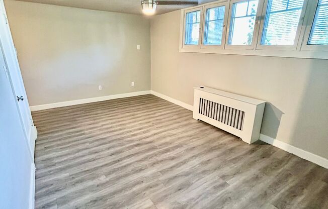 Studio, 1 bath, 200 sqft, $895, Unit 2
