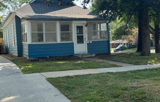 Nice affordable single family home with garage!