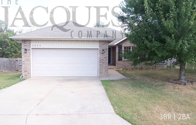 3904 N GRASSLAND DR
