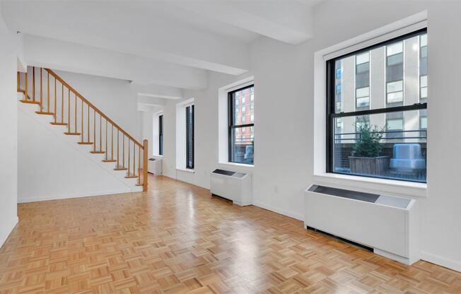 85 John St #12B