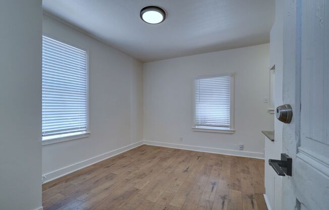 1 bed, 1 bath, $1,299, Unit 718 - 04