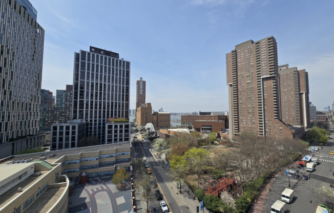1 bed, 1 bath, 684 sqft, $5,600, Unit 6C