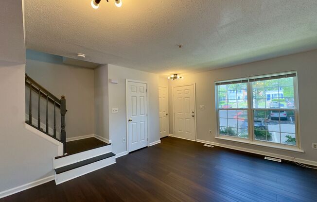 Charming 3 Bedroom/2 Bathroom Apartment in Windsor Mill Community, MD!
