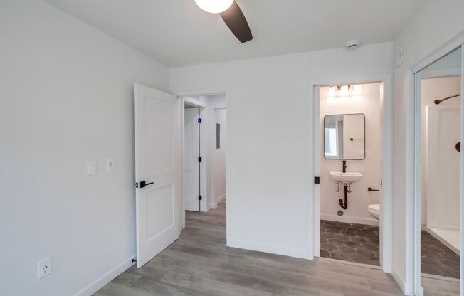 2 beds, 2 baths, 870 sqft, $2,995, Unit 4820-9