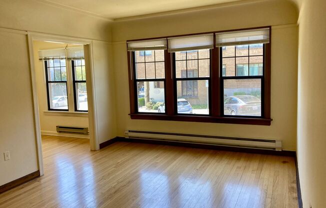 1 bed, 1 bath, 600 sqft, $1,795, Unit 301