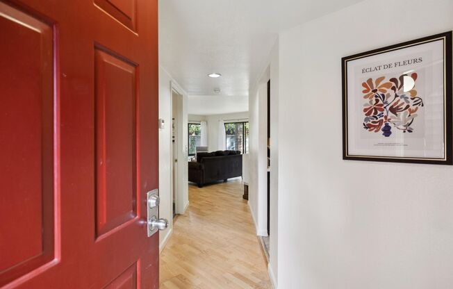 Beautiful Ground-Floor 2BR Condo on Stanford Campus