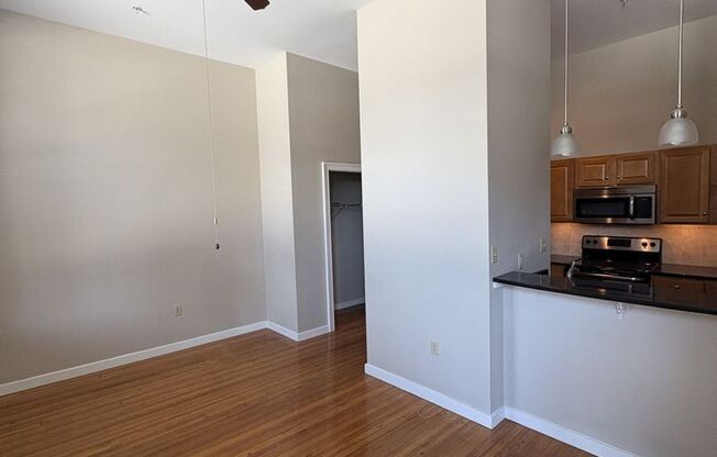 125 W. Saratoga St