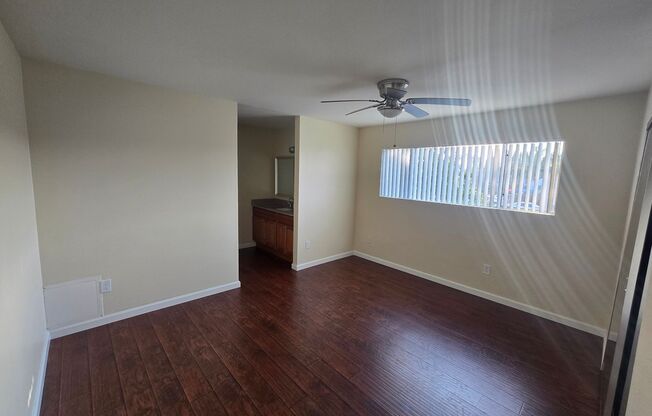 3 beds, 2.5 baths, 1,200 sqft, $3,195, Unit A