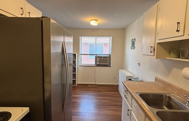 1 bed, 1 bath, $800, Unit Unit 22