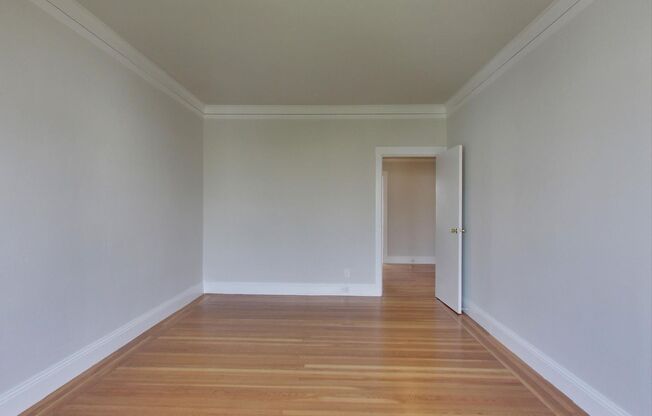 221 24 AVE