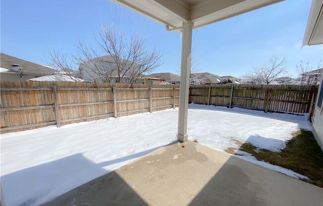 1002 HAWKEYE PT RD
