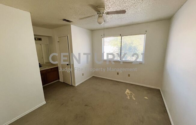 2 beds, 1.5 baths, $1,275