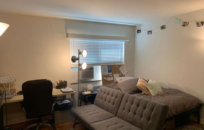 2816 Astoria