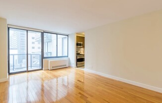 251 W 48 ST