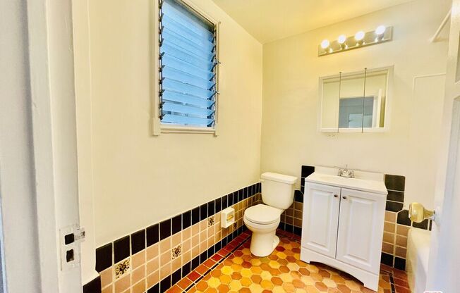 Studio, 1 bath, $1,570, Unit 403