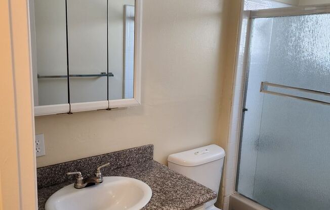 1 bed, 1 bath, $2,195, Unit 04