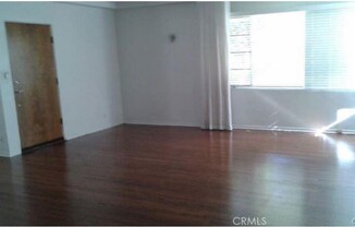 3 beds, 2 baths, 1,561 sqft, $4,650