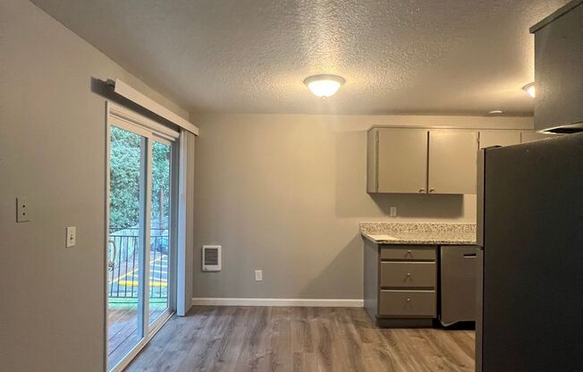Del Ray Apartments