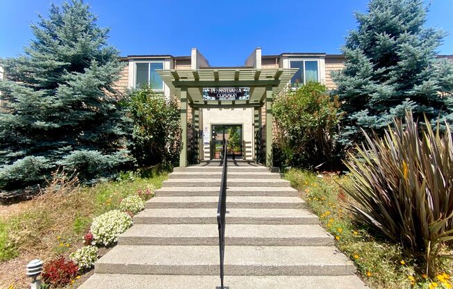 Lovely Remodeled Condo for Rent in Fremont!
