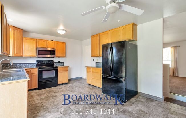 5 beds, 2 baths, $2,295