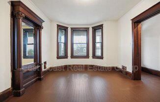 831 W FRANKLIN ST