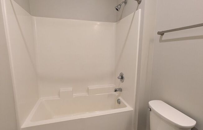 Studio, 1 bath, 412 sqft, $1,295, Unit 410