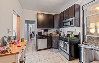 2046 N California