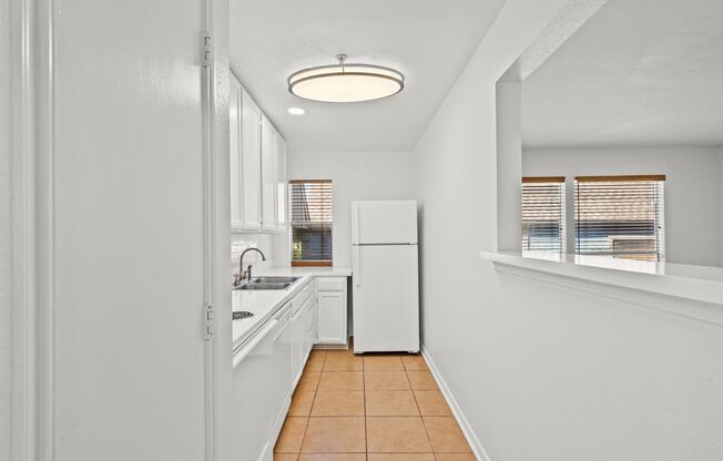 2 beds, 2 baths, 853 sqft, $1,500, Unit #360