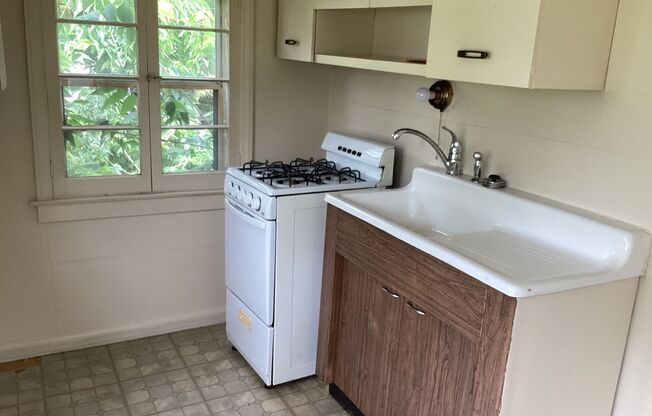 2449-51-51A N. 54th St.