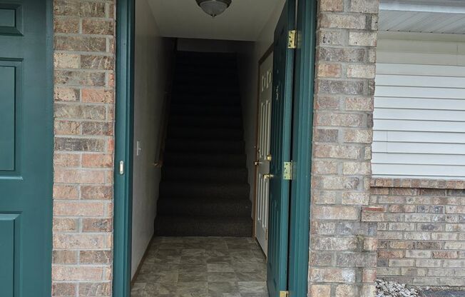 2 beds, 1 bath, 1,010 sqft, $1,279, Unit PL   2205