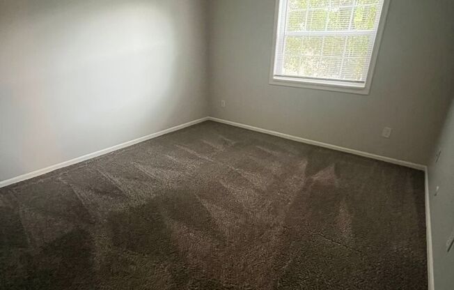 2 beds, 1 bath, 775 sqft, $870, Unit 366H