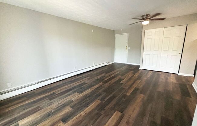 1 bed, 1 bath, 560 sqft, $815, Unit 725-18