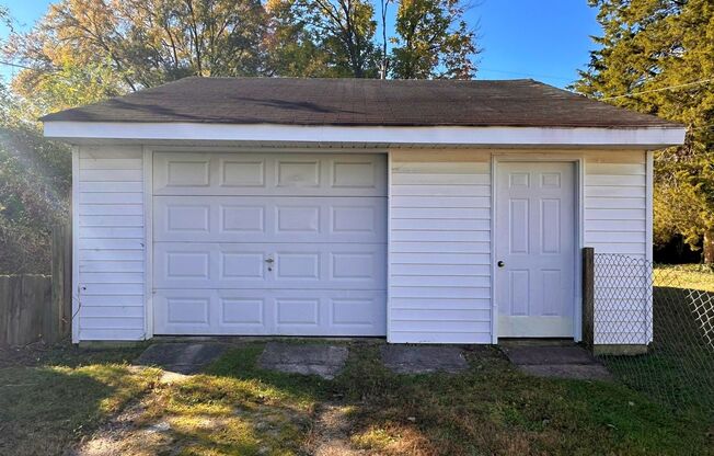 Cape Cod with Garage