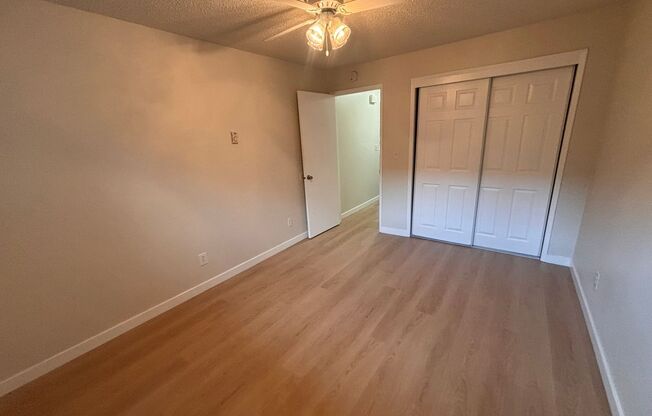 2 beds, 1 bath, 845 sqft, $1,695, Unit 37