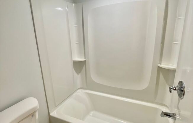 1 bed, 1 bath, 700 sqft, $1,095, Unit 209